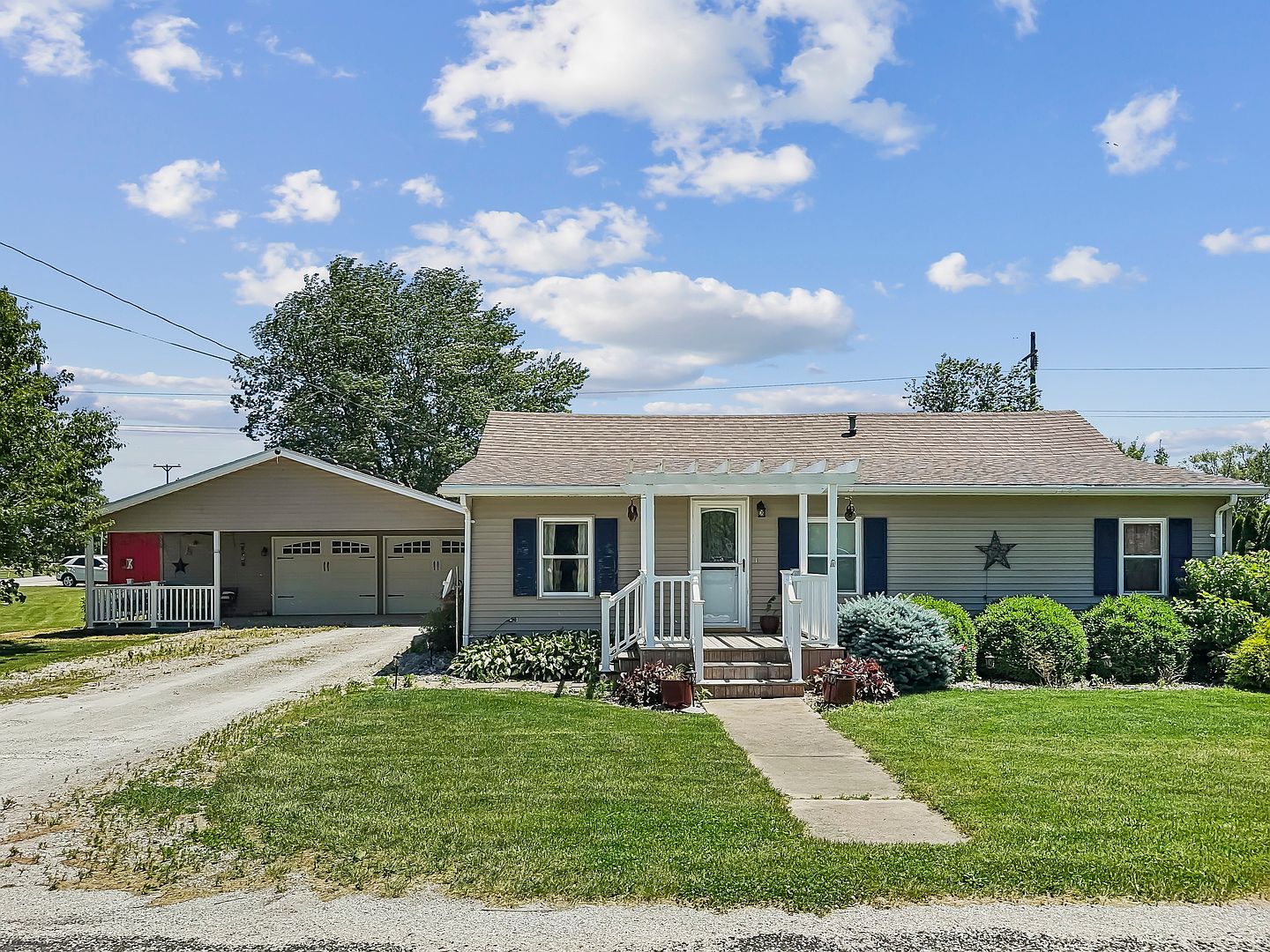 1188 N 550 East Rd, Thawville, IL 60968 Zillow