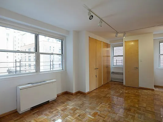 Sold by Sotheby's International Realty | media 4