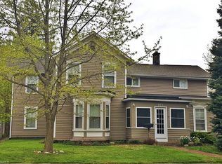 215 Center St, Huron, OH 44839