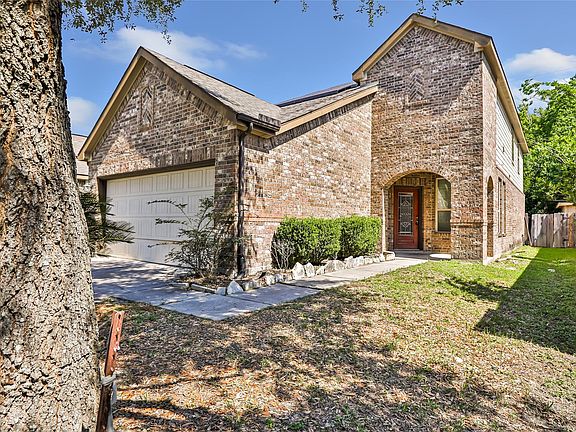 2nd image of 1602 Thornhollow Dr