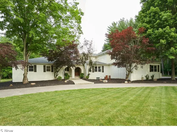 1120 Nina Ln, Akron, OH 44333