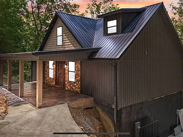 1265 Cliffs Edge Rd, East Bernstadt, KY 40729