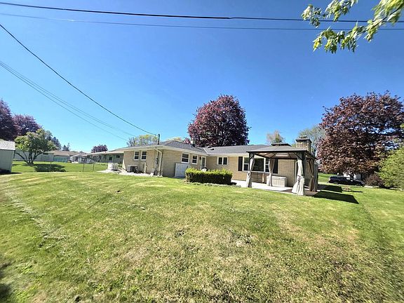 5th image of 2532 S Seymour PLACE