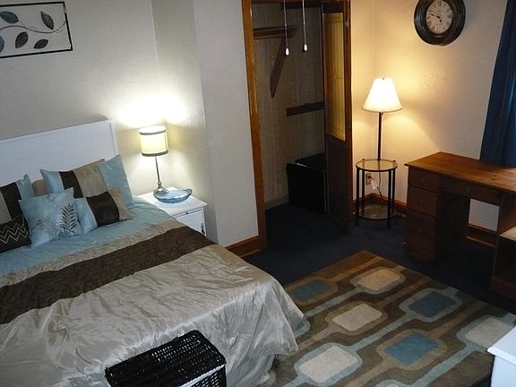 2nd image of 579 Thole St #B