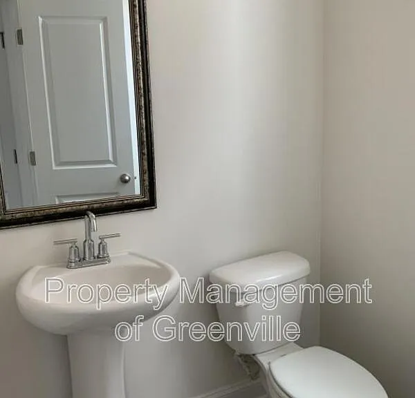 431 Yellow Fox Rd — Photo 3