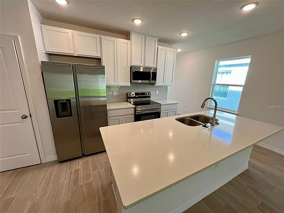 2nd image of 5543 Maddie Dr