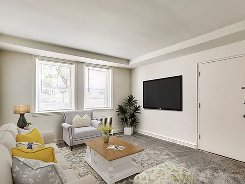 Falls Court Apartments Photo 1