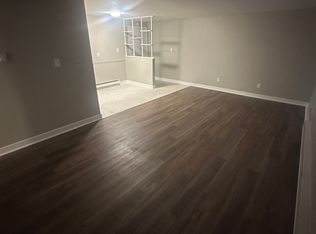 9741 Delaware Pl APT 2, Highland, IN 46322