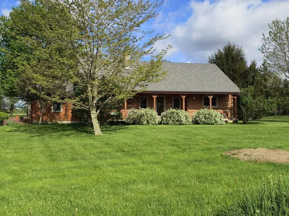 1313 Biddle Rd, Galion, OH 44833