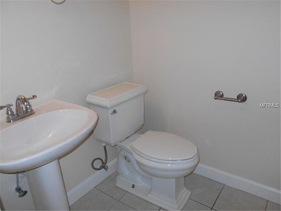 4th image of 1883 Lexington Pl