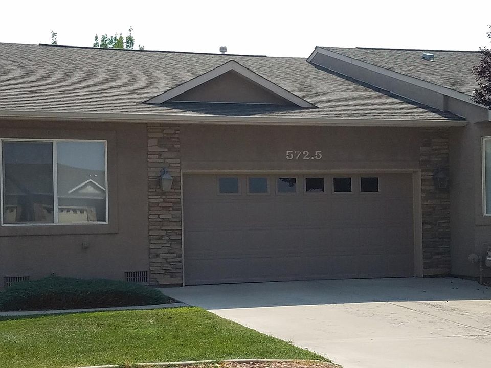 End unit with privacy