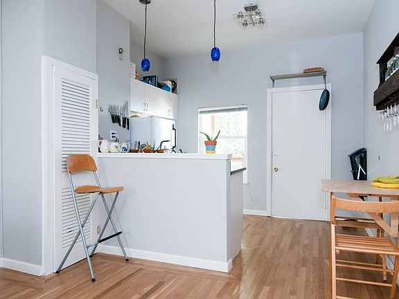 3rd image of 258 Shipley St APT 4