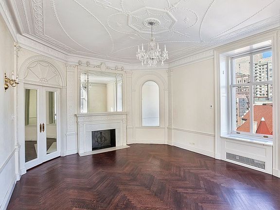 4th image of 2211 Broadway APT 6LN