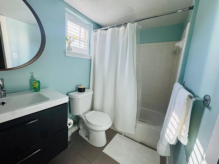 5808 Oram St #105 — Photo 7