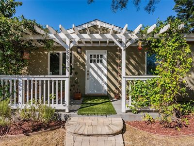 8819 Canterbury Ave, Pacoima, CA, 91331