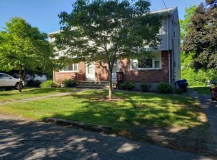 37 Mill St, Maynard, MA 01754