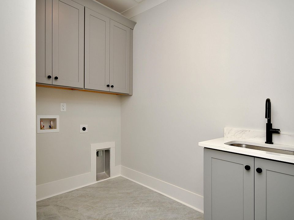 2nd image of 100 Tully Dr