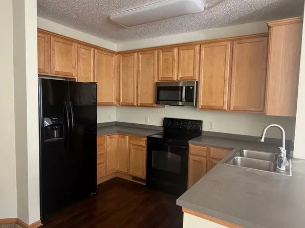 18340 Kerrville Trl #709, Lakeville, MN 55044