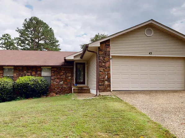 43 Prince Dr, Maumelle, AR 72113