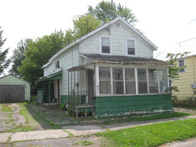1st image of 935 Knox St