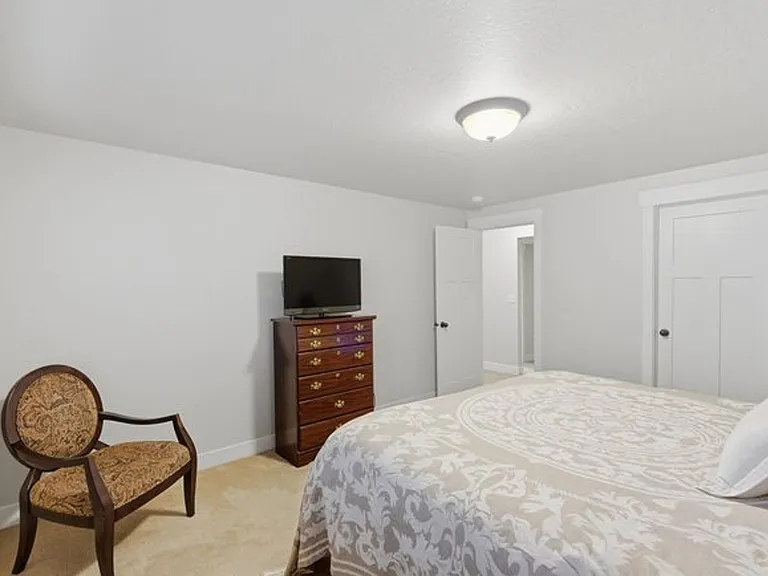11654 S Winford Dr — Photo 27