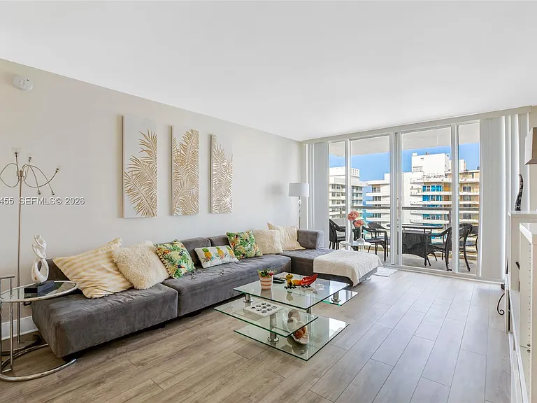 5600 Collins Ave #16B — Photo 4
