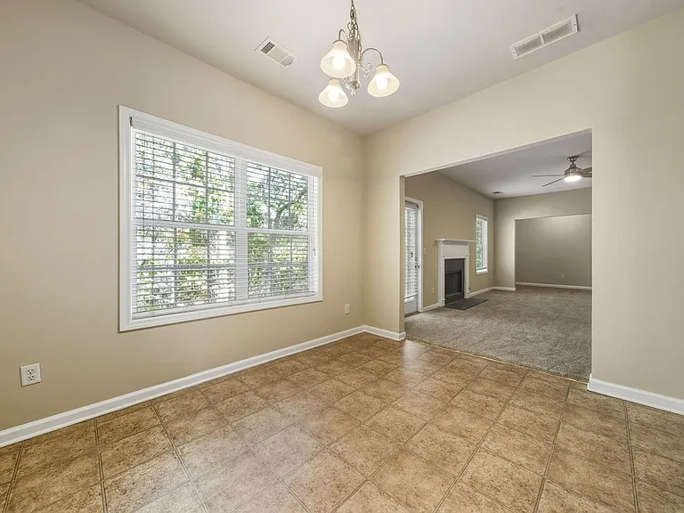 4750 Ferncrest Pl — Photo 8