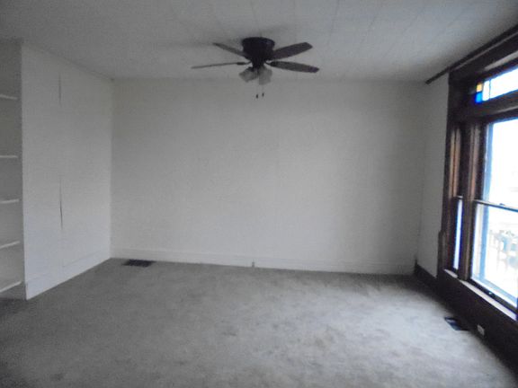 2nd image of 149 Ohio Ave