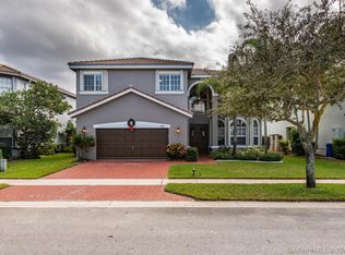 16366 SW 14th St, Pembroke Pines, FL 33027