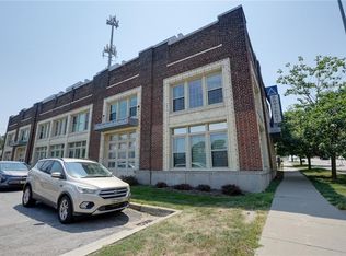 3001 Gillham Rd APT 102, Kansas City, MO 64108