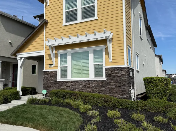 2951 Grassy Bank Ave, Sacramento, CA 95833