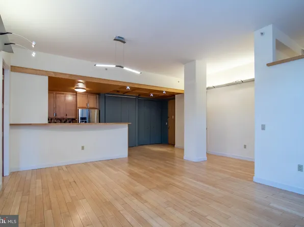 1900 Hamilton St Unit 309, Philadelphia, PA 19130