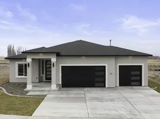 706 Mara Loop, Richland, WA 99352