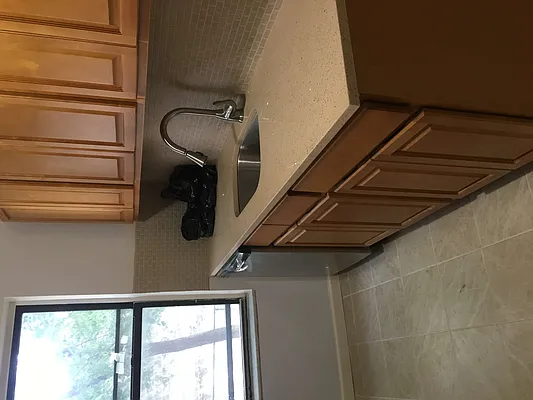 Rented by Metropolis International Realty Inc. | media 13