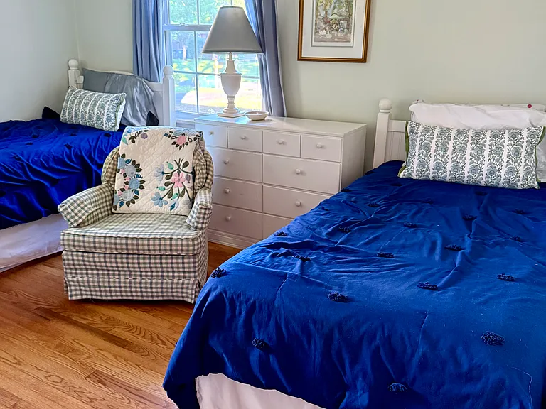 509 Cedarbrooke Ln — Photo 4