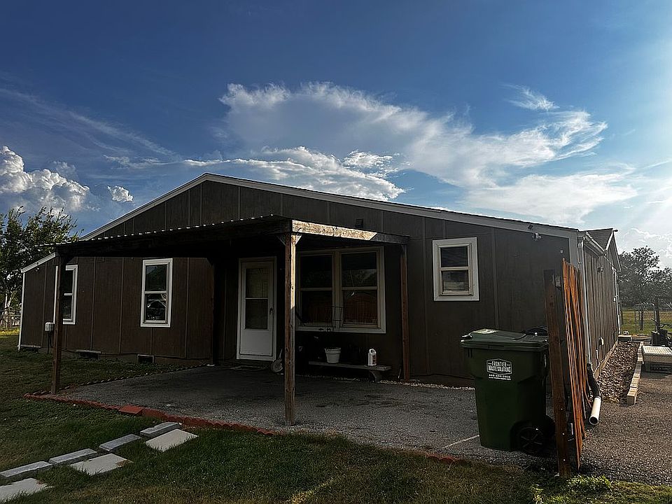 1st image of 27 Blake Rd