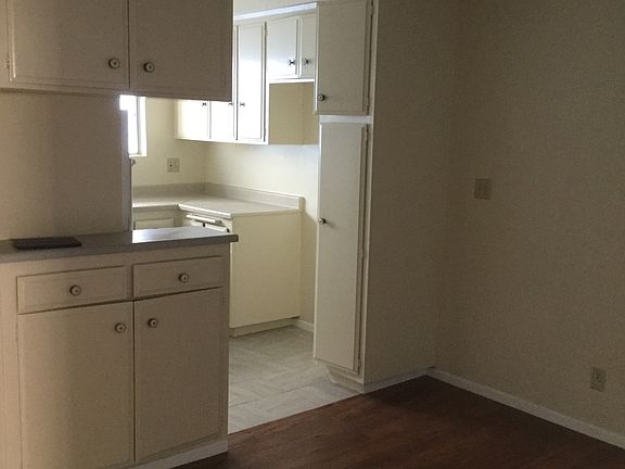 Looking in to kitchen from dining area