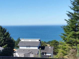 20 Parkview Rd, Whitethorn, CA 95589