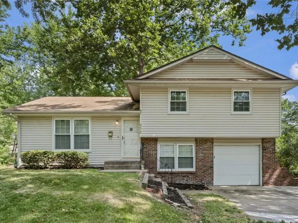 9416 E 84th Ter, Raytown, MO 64138