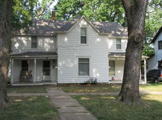 516 1/2 S Mulberry St, Ottawa, KS 66067