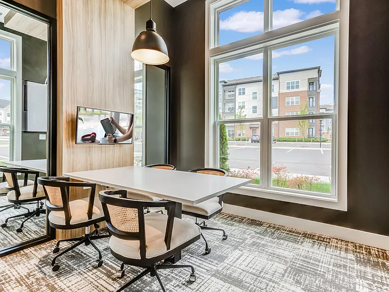 Bainbridge Market Commons — Photo 12