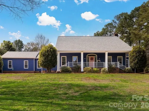 2107 Eakle Dr, Rock Hill, SC 29732