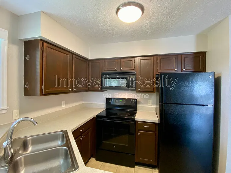 2942 Antique Oaks Cir #88 — Photo 6
