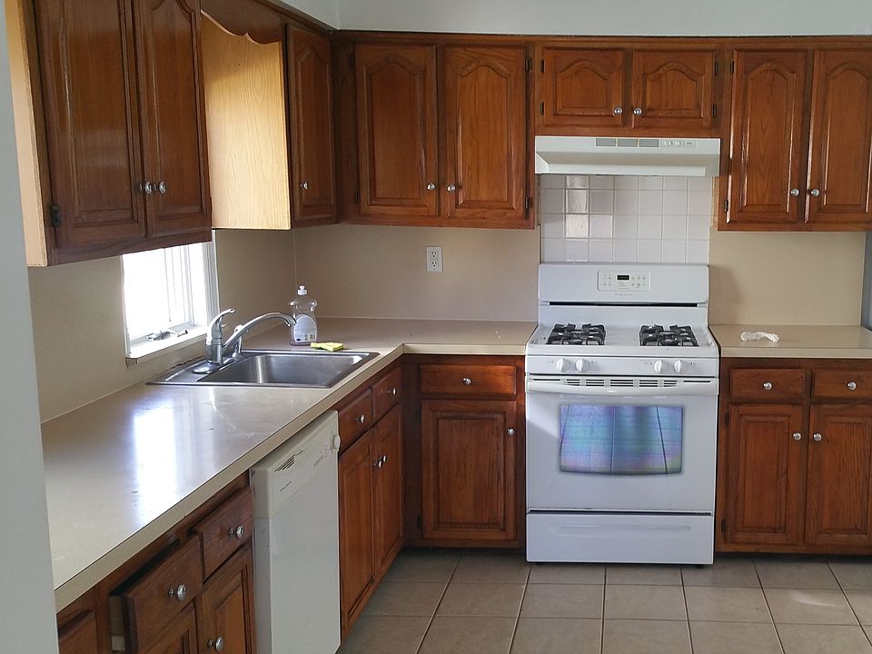 1st image of 24 Saint Johns Ave