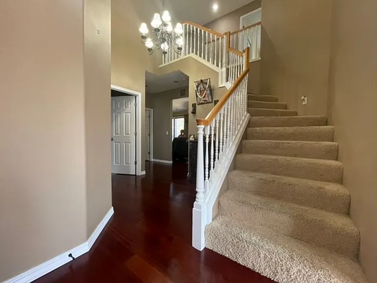 5534 NW 164th Ave — Photo 3