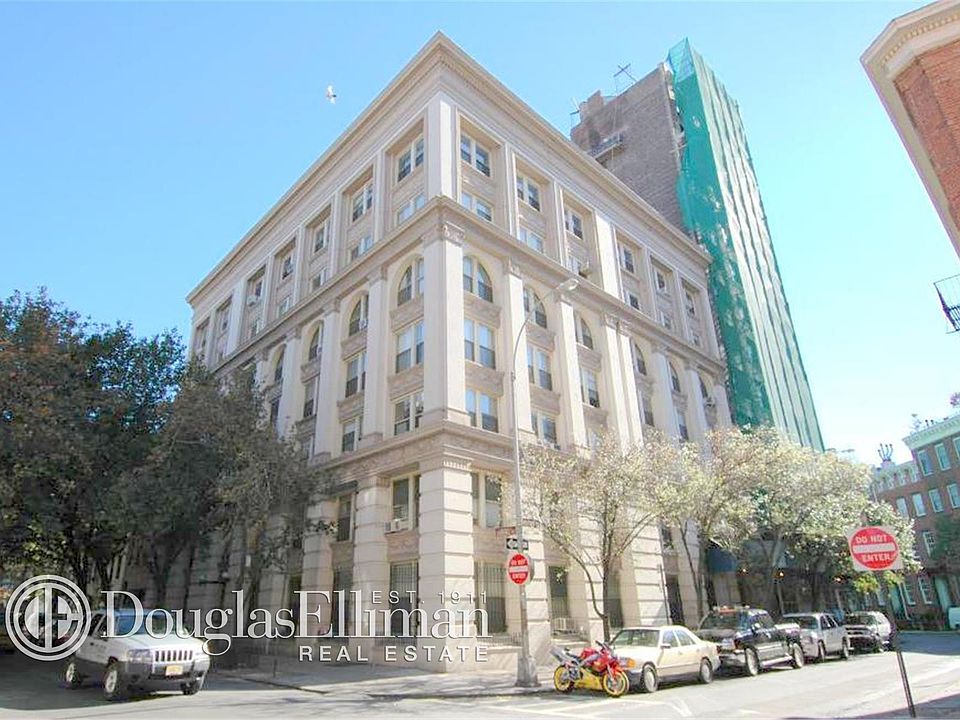 2nd image of 30 Christopher St APT 4H
