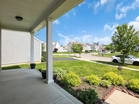 2nd image of 8601 Crooked Maple Dr