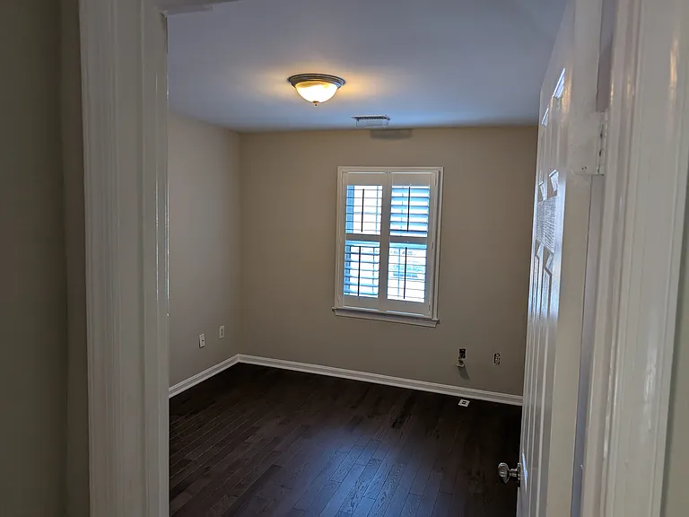 16004 Kings Mountain Rd — Photo 19