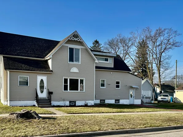 1631 Davis St, Muskegon, MI 49441