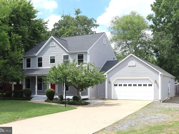 5820 Glen Eagles Dr, Fredericksburg, VA 22407